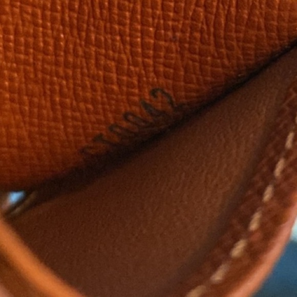 LOUIS VUITTON Authentic Gorpcore Monogram Multicles 6 Key Wallet Brown S… - Picture 6 of 16